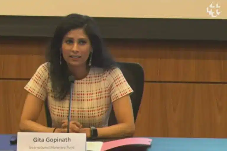 Gita Gopinath, do FMI, durante Conferência Anual do Banco Central do Brasil e alerta para inflação