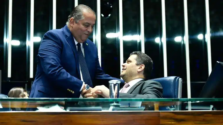 Senador quer integrar criptomoedas ao sistema de pagamentos brasileiro