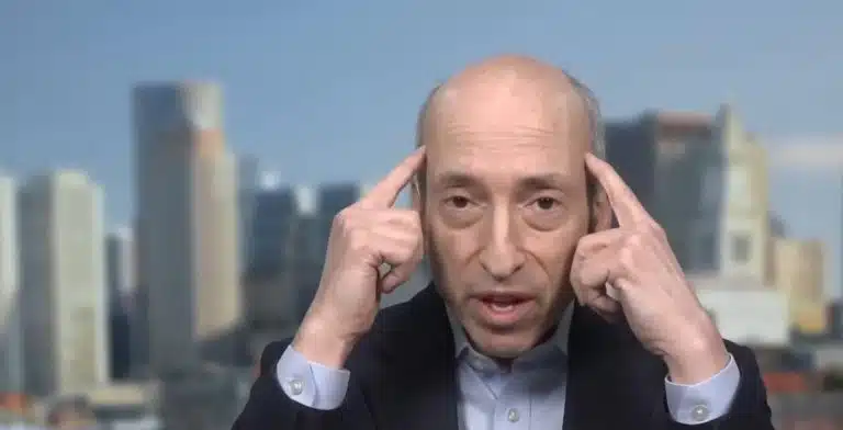 Gary Gensler, presidente da SEC, falando sobre Bitcoin. Fonte: CNBC/Reprodução.